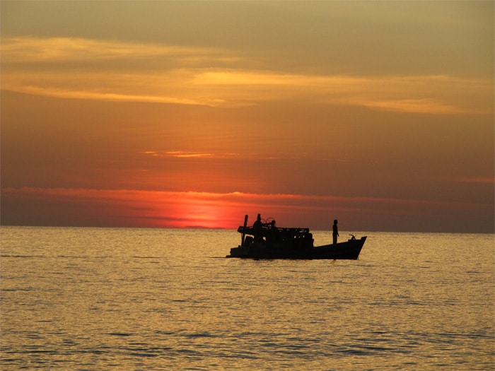 cambogia tramonto