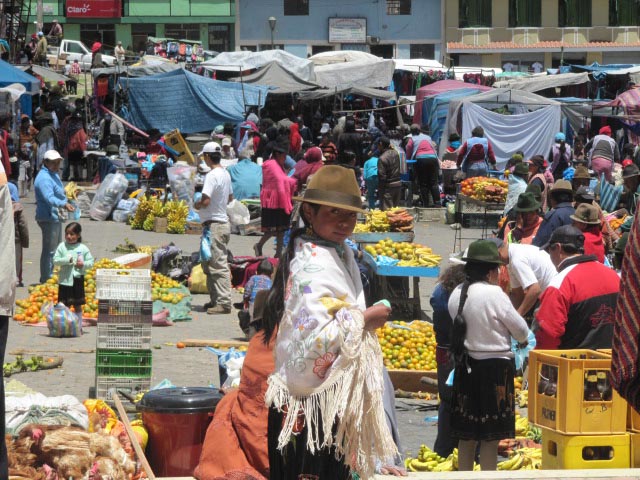 mercato zumbahua