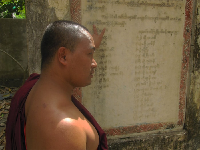 yangon monk