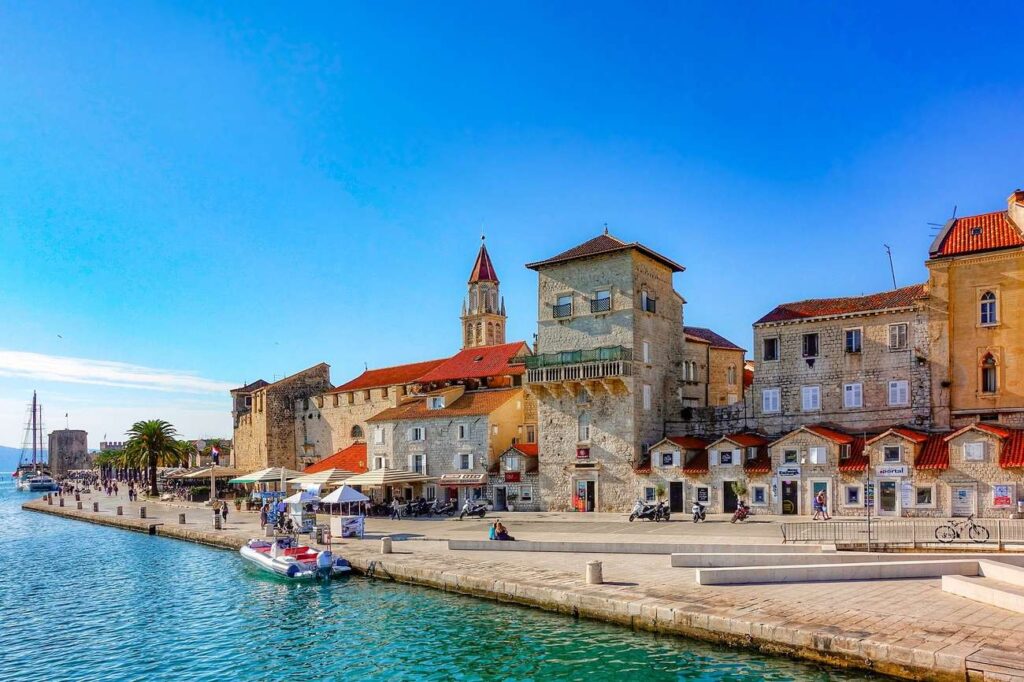 Vista di Trogir in croazia