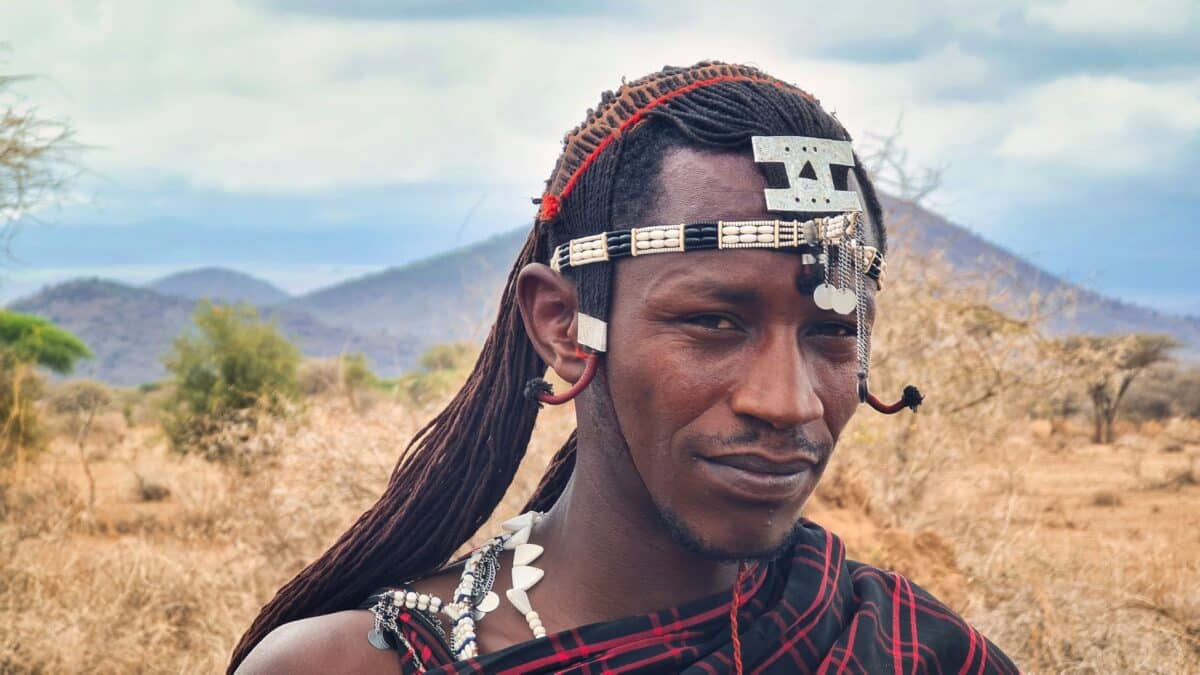 uomo maasai tanzania