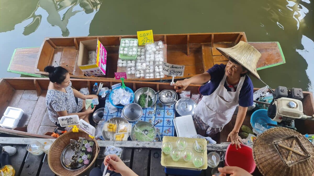 mercato galleggiante Bangkok